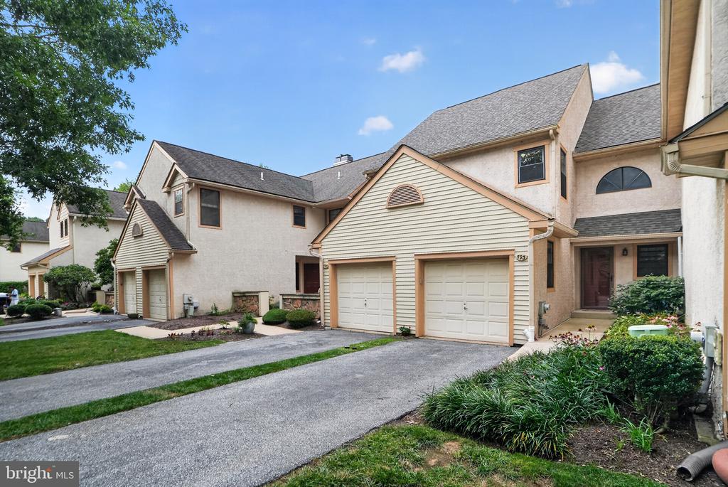 793 BRETTINGHAM COURT Unit: 704