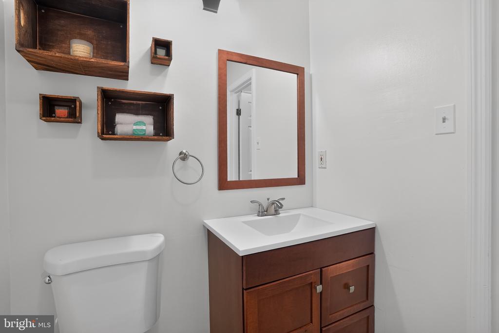 793 BRETTINGHAM COURT Unit: 704