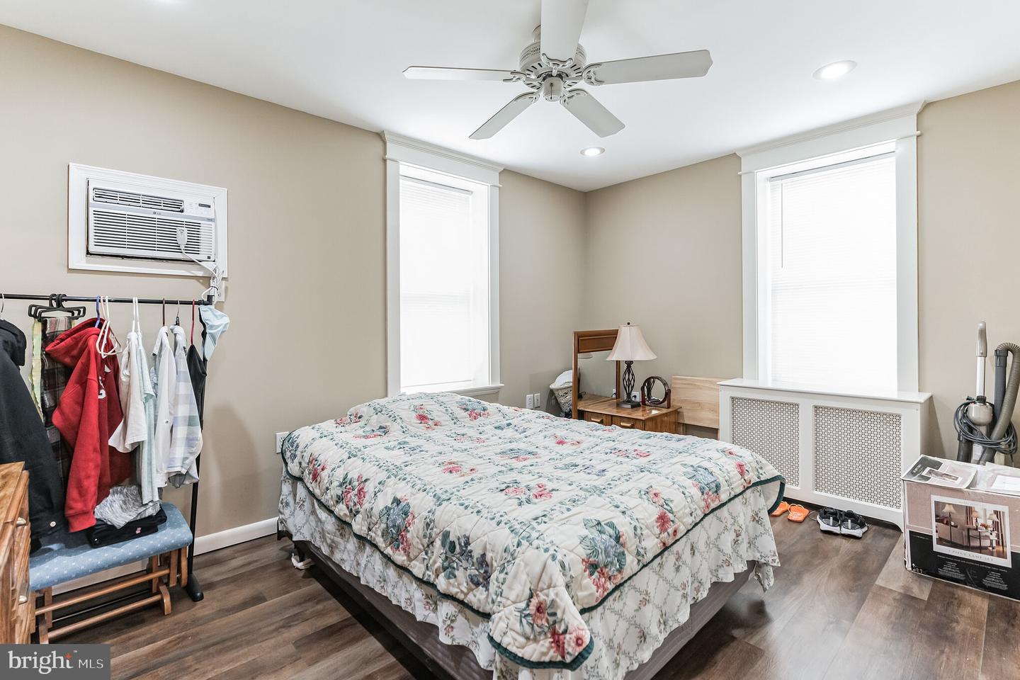 325 Brighton Ter