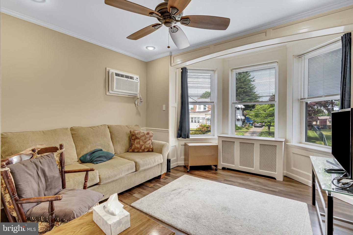 325 Brighton Ter