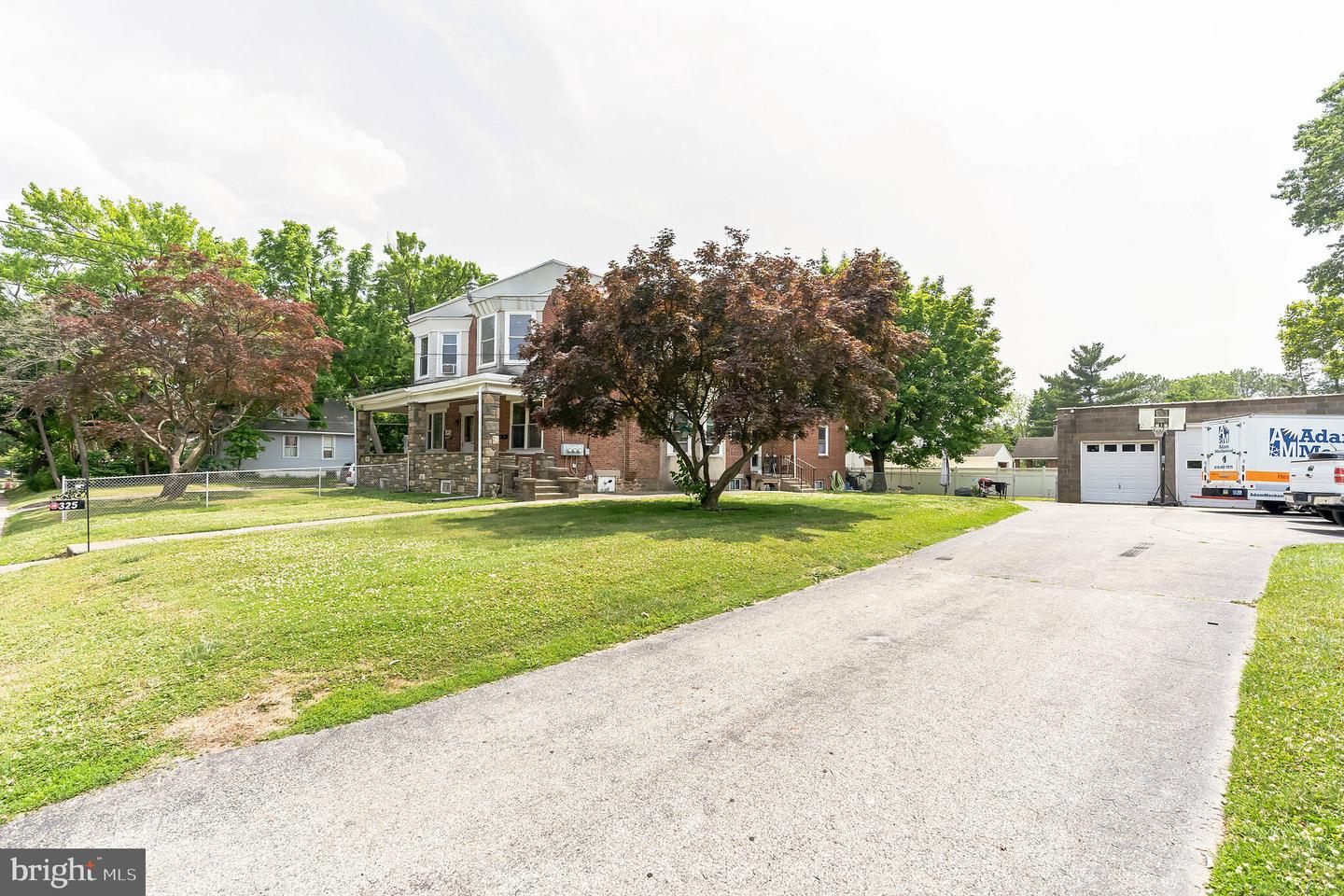 325 Brighton Ter