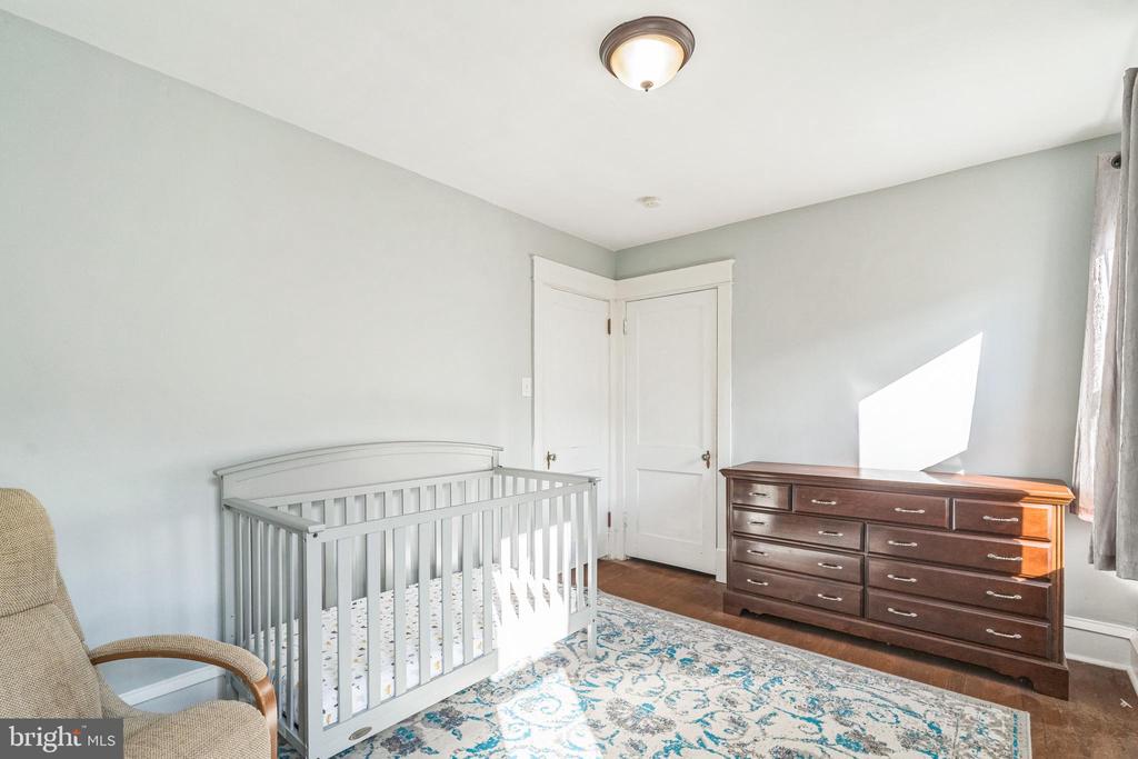 169 E Avon Rd