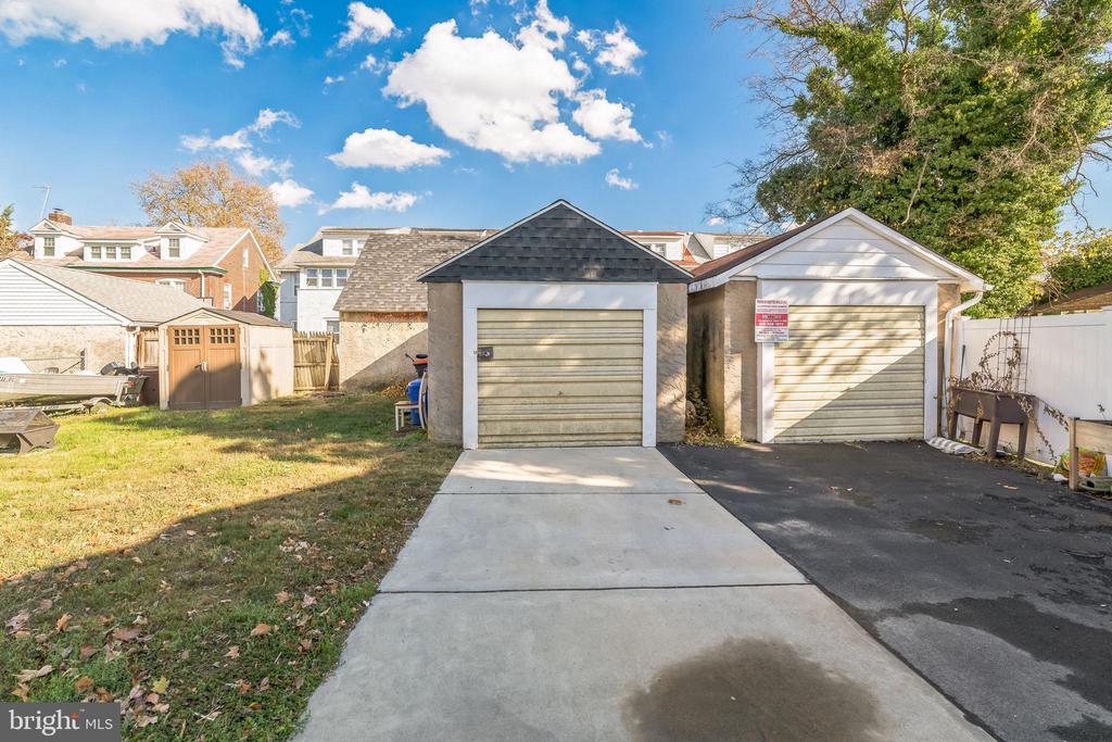 169 E Avon Rd