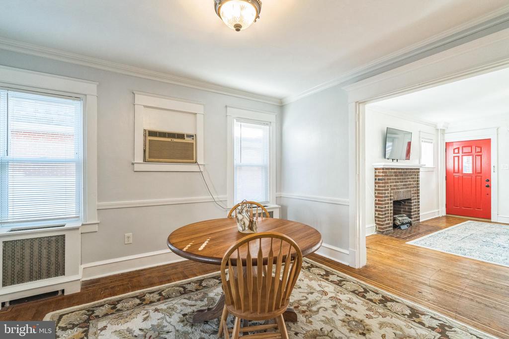 169 E Avon Rd