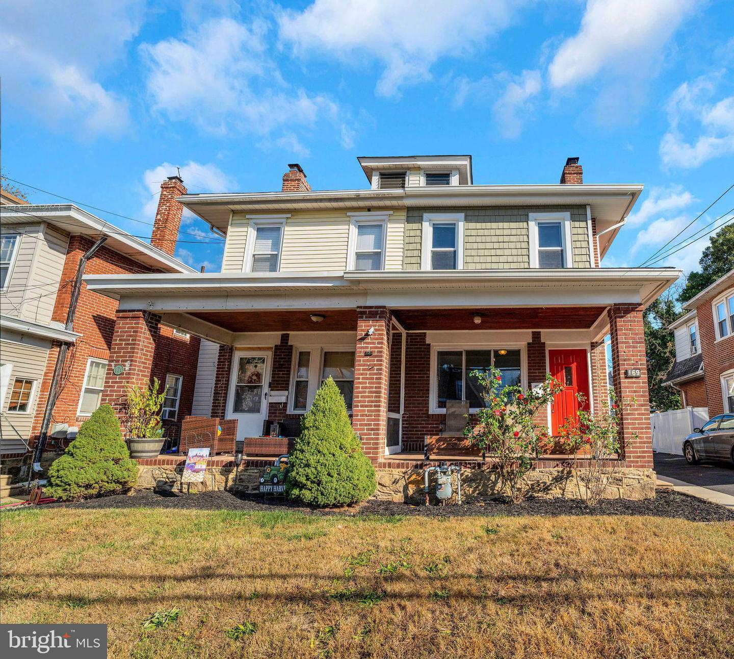 169 E Avon Rd
