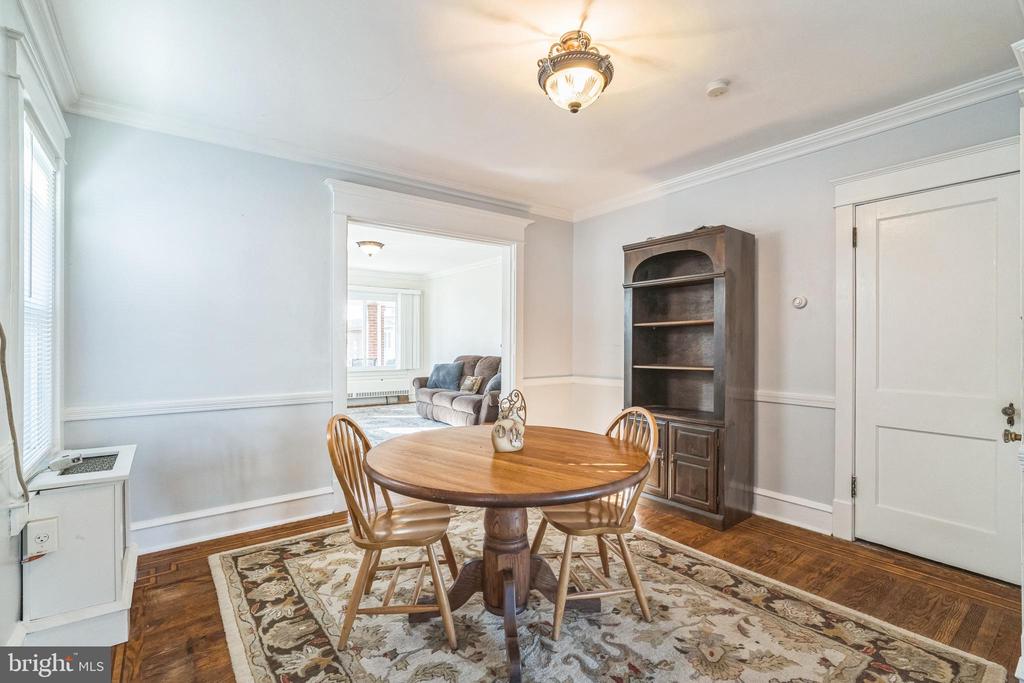 169 E Avon Rd