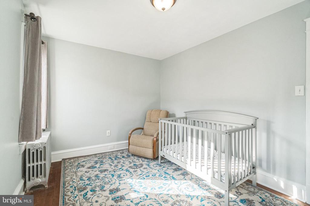 169 E Avon Rd