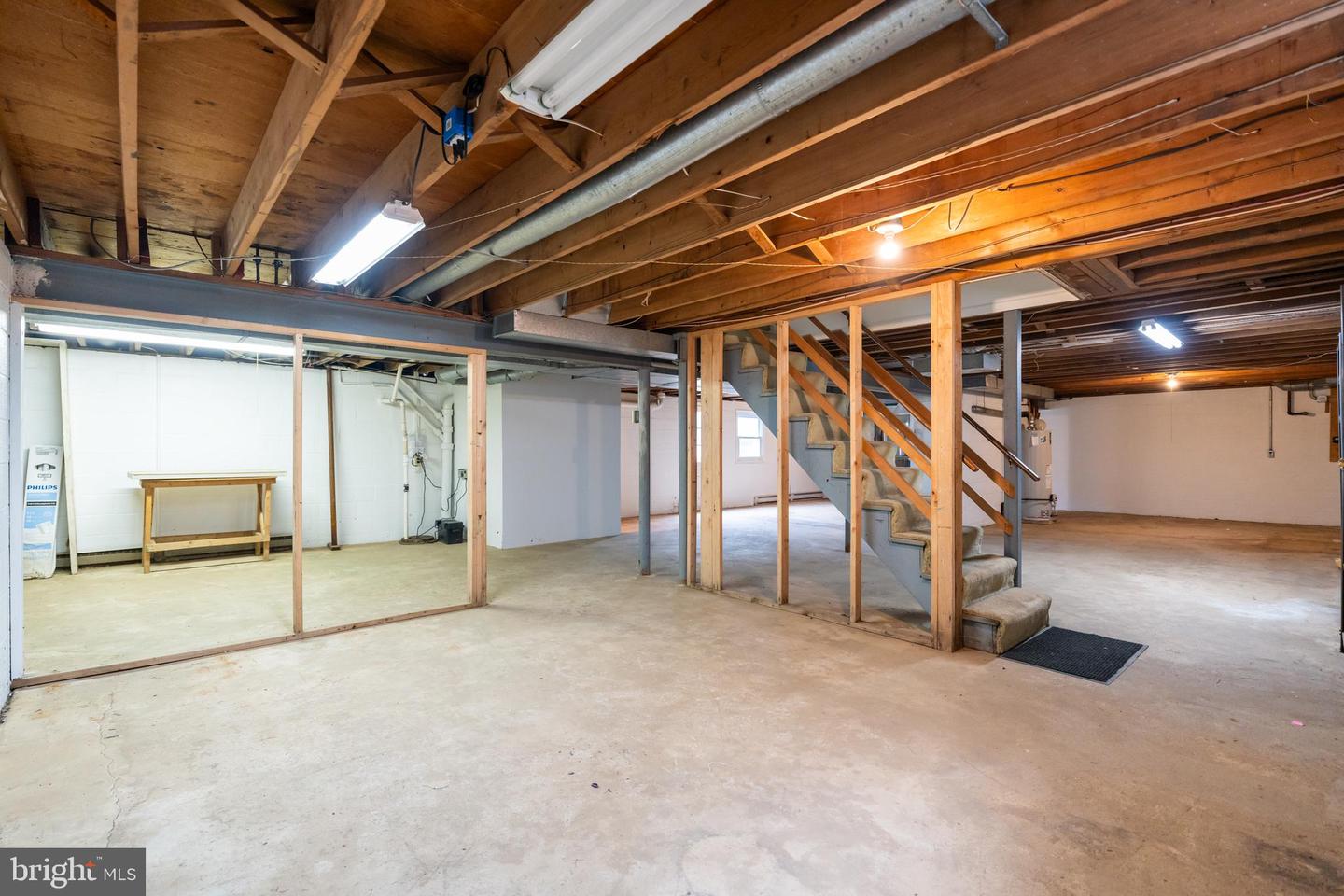 857 Hunt Rd