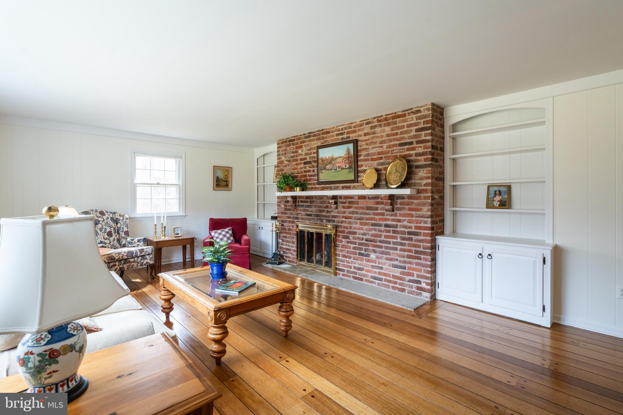 857 Hunt Rd