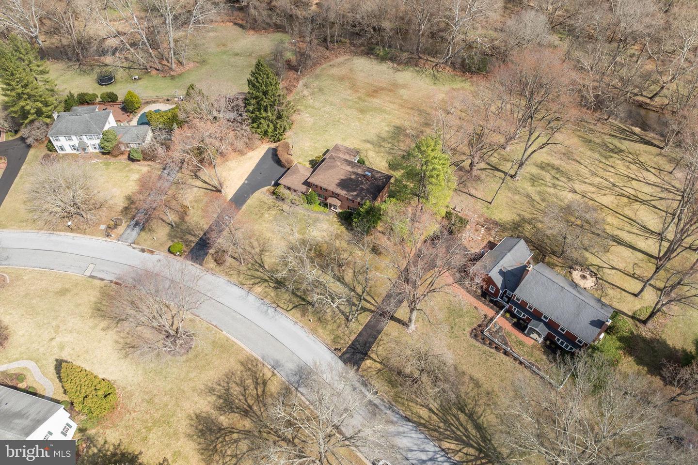 857 Hunt Rd