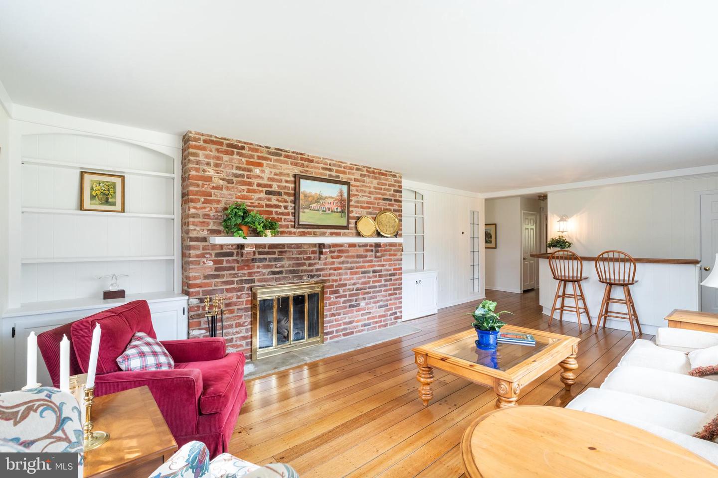 857 Hunt Rd