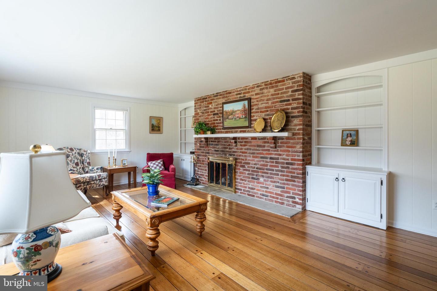 857 Hunt Rd