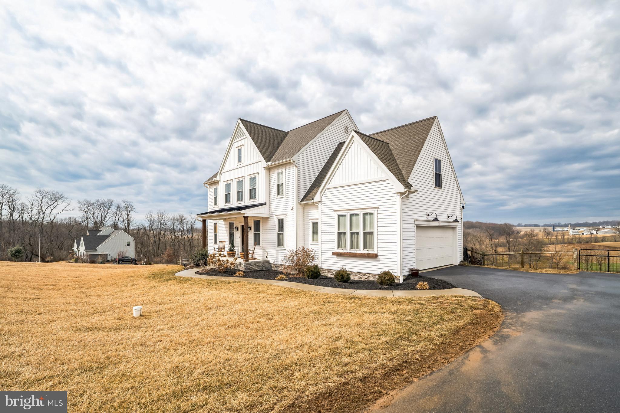 801 Lloyds Rd