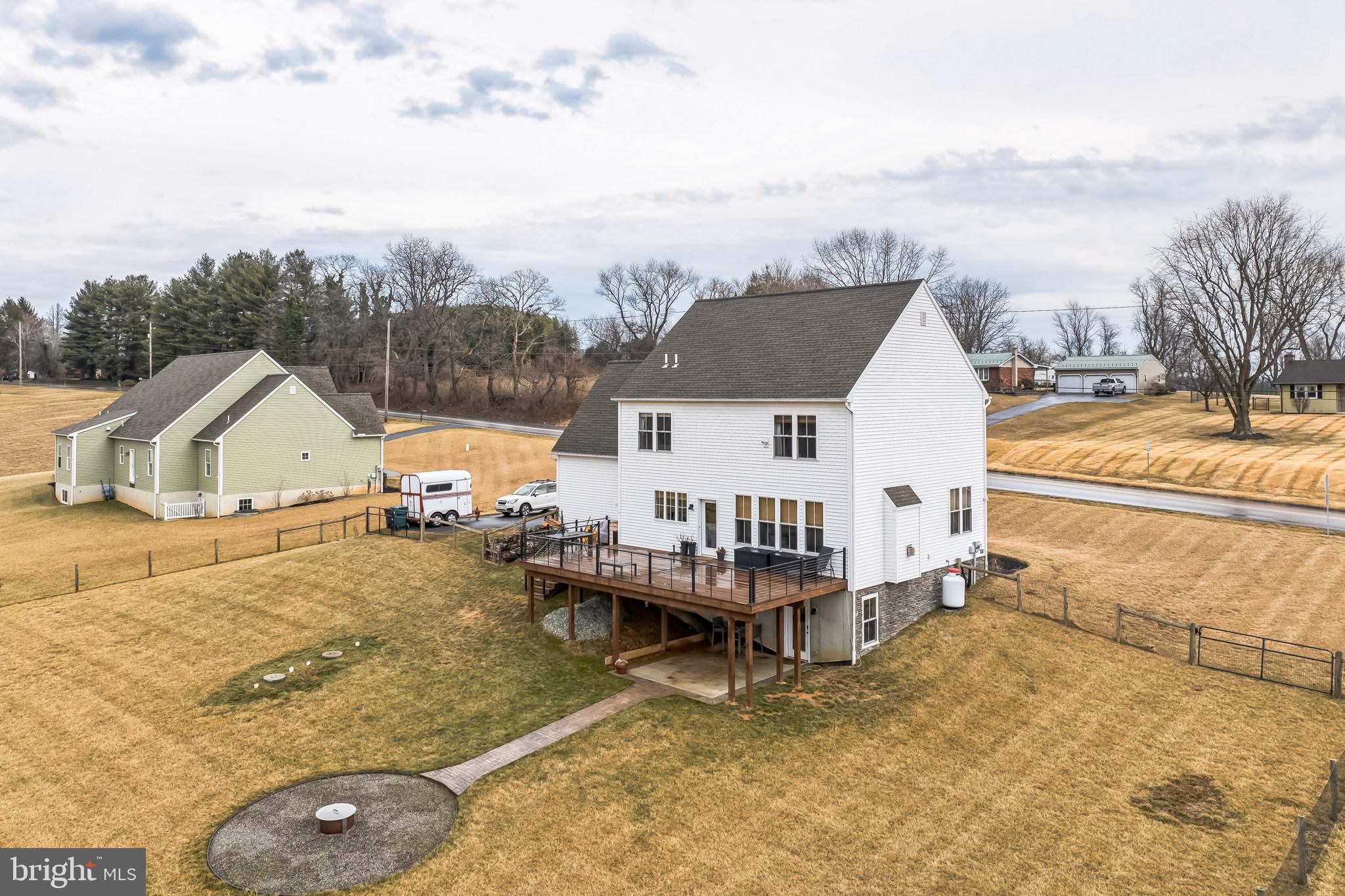 801 Lloyds Rd