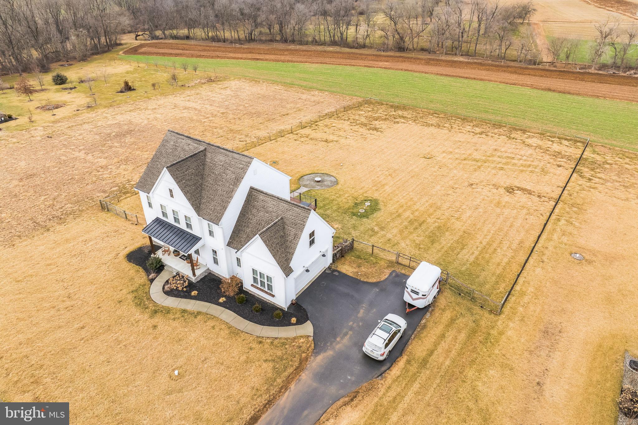 801 Lloyds Rd