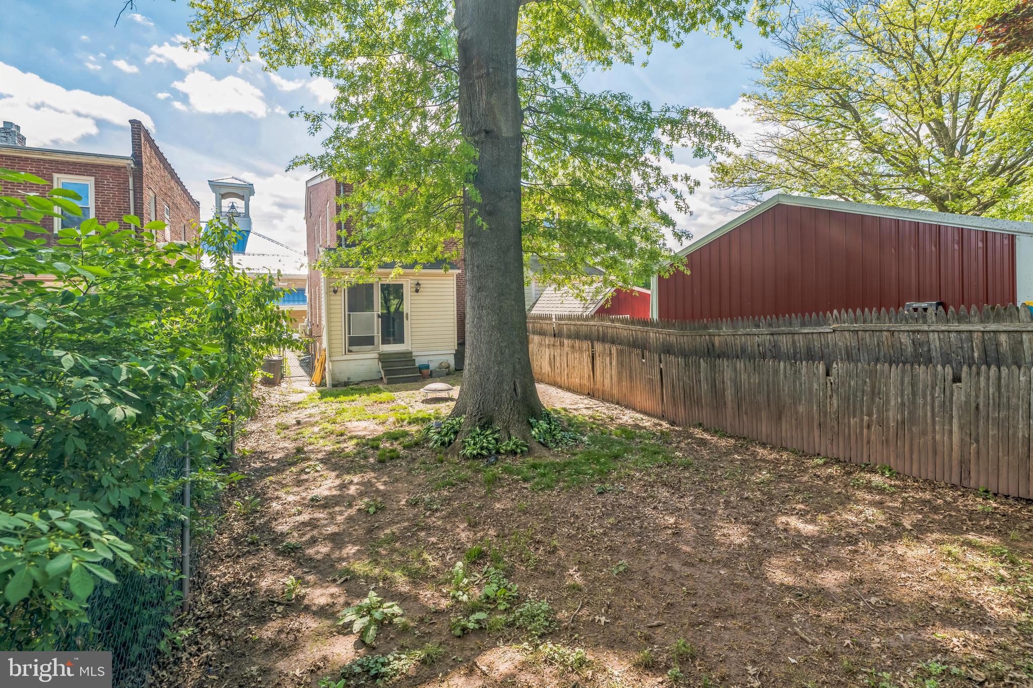 228 S 5th Ave