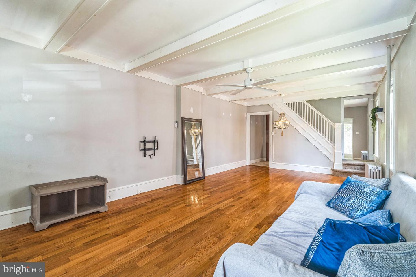 228 S 5th Ave