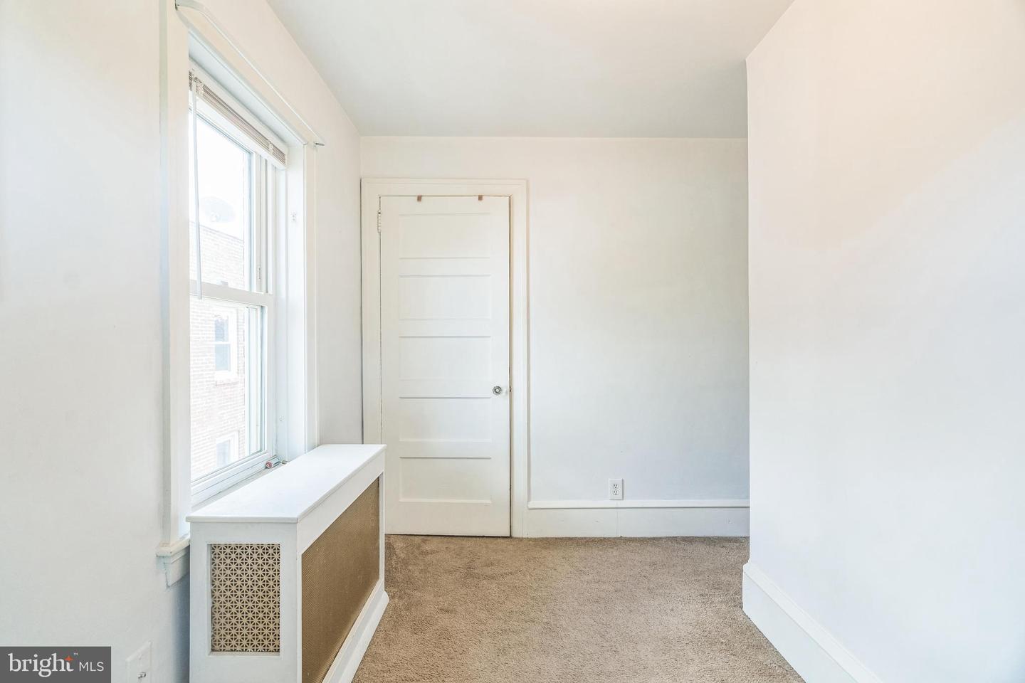 228 S 5th Ave
