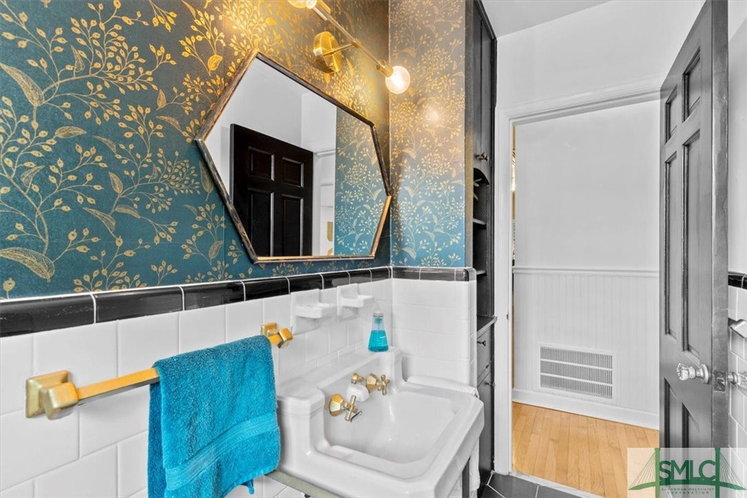17 E 62nd Street