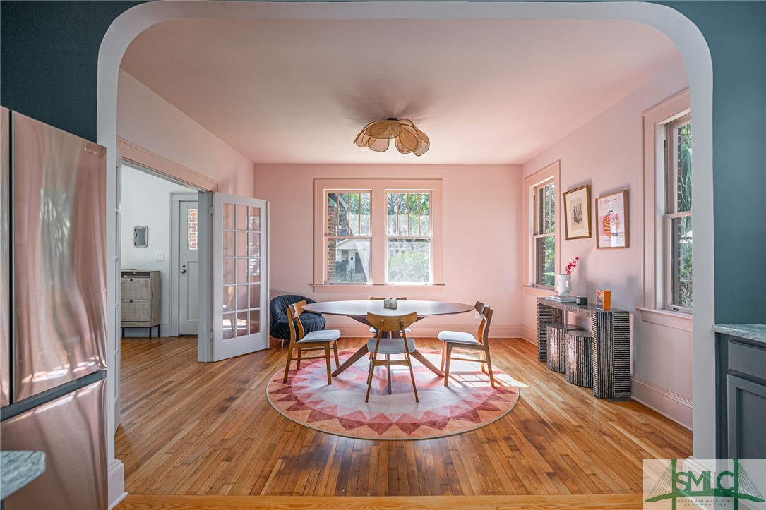 1306 E 51st Street