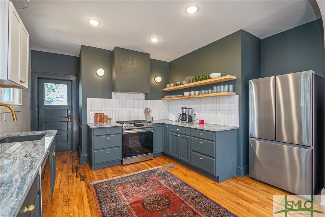 1306 E 51st Street