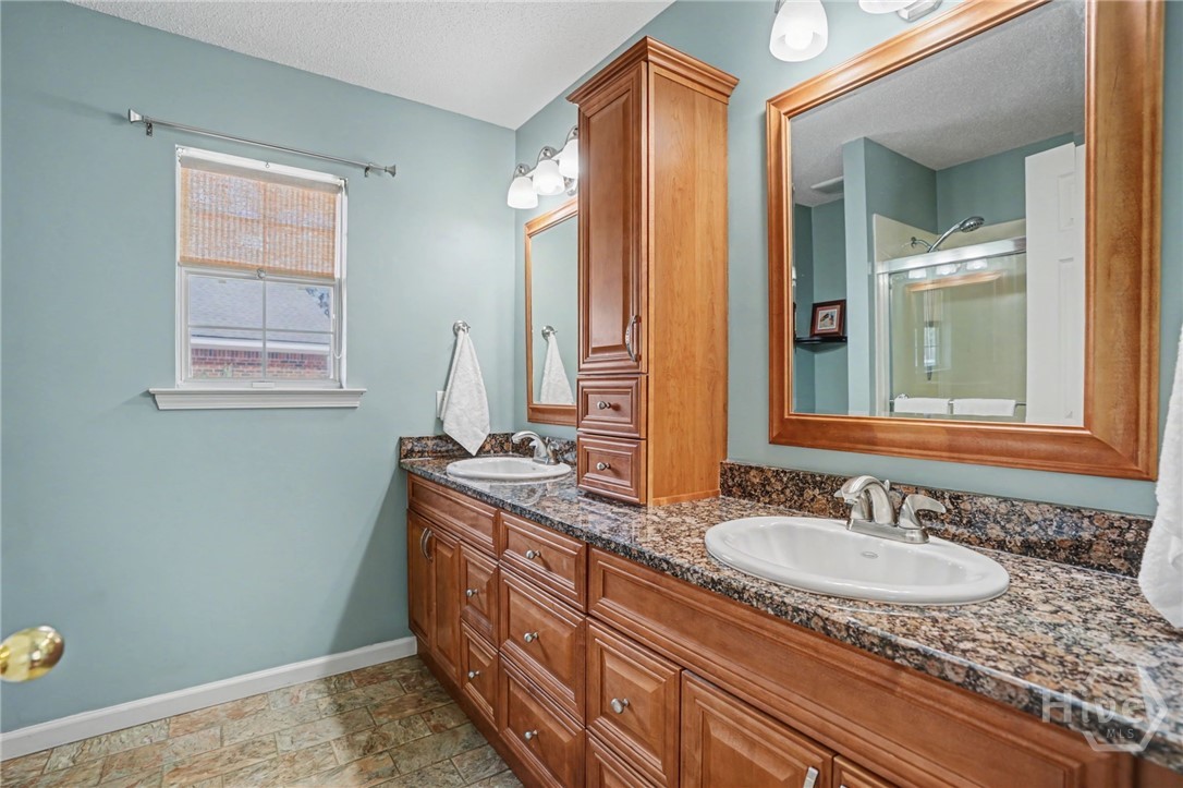 136 Druid Circle