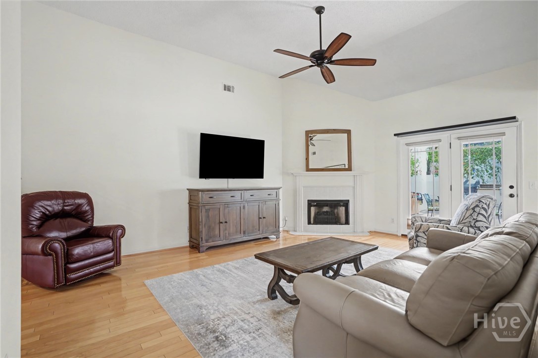 136 Druid Circle