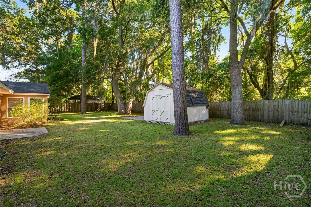 42 River Oaks Road