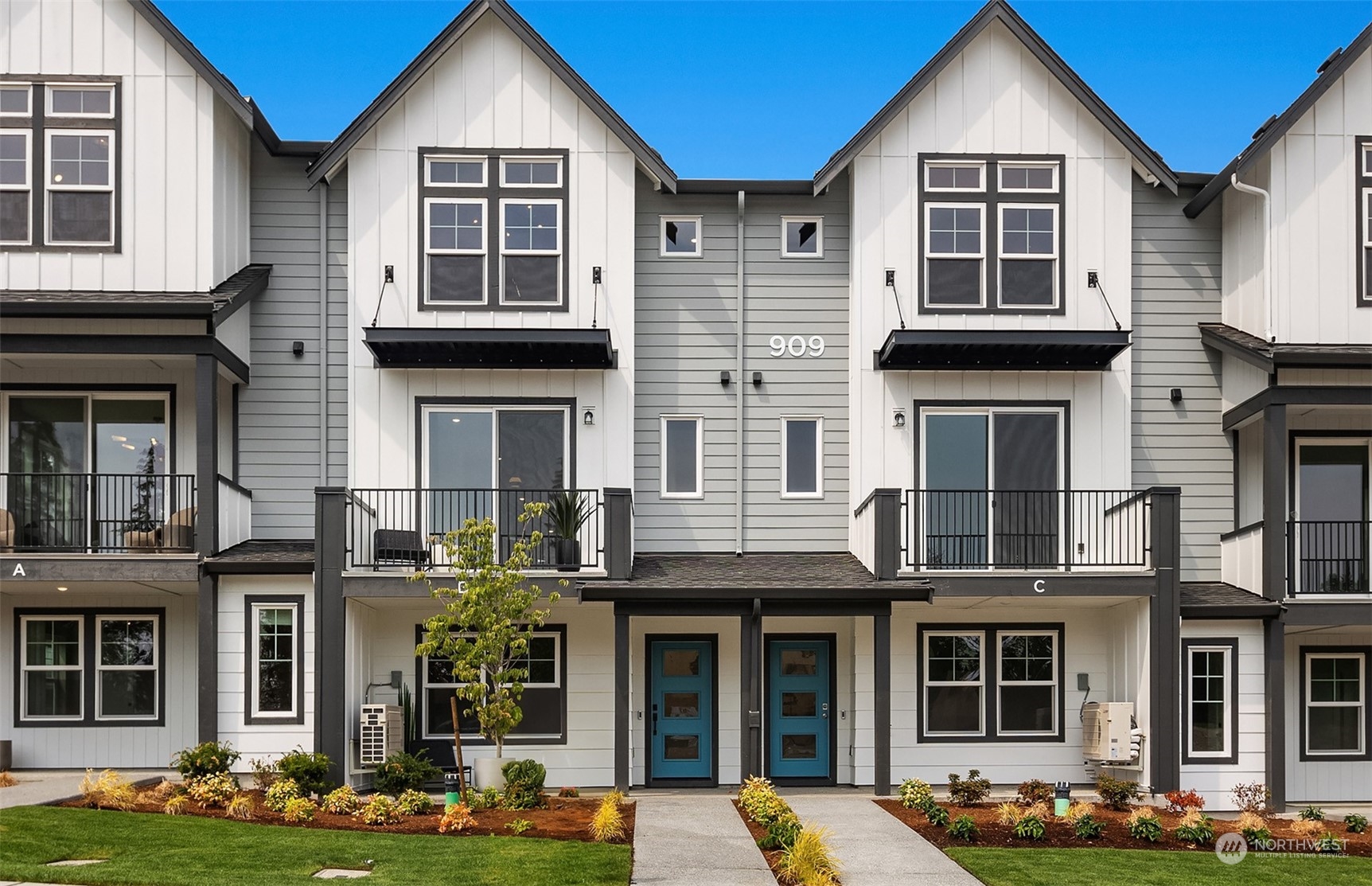 20348 91st Avenue NE Unit: B