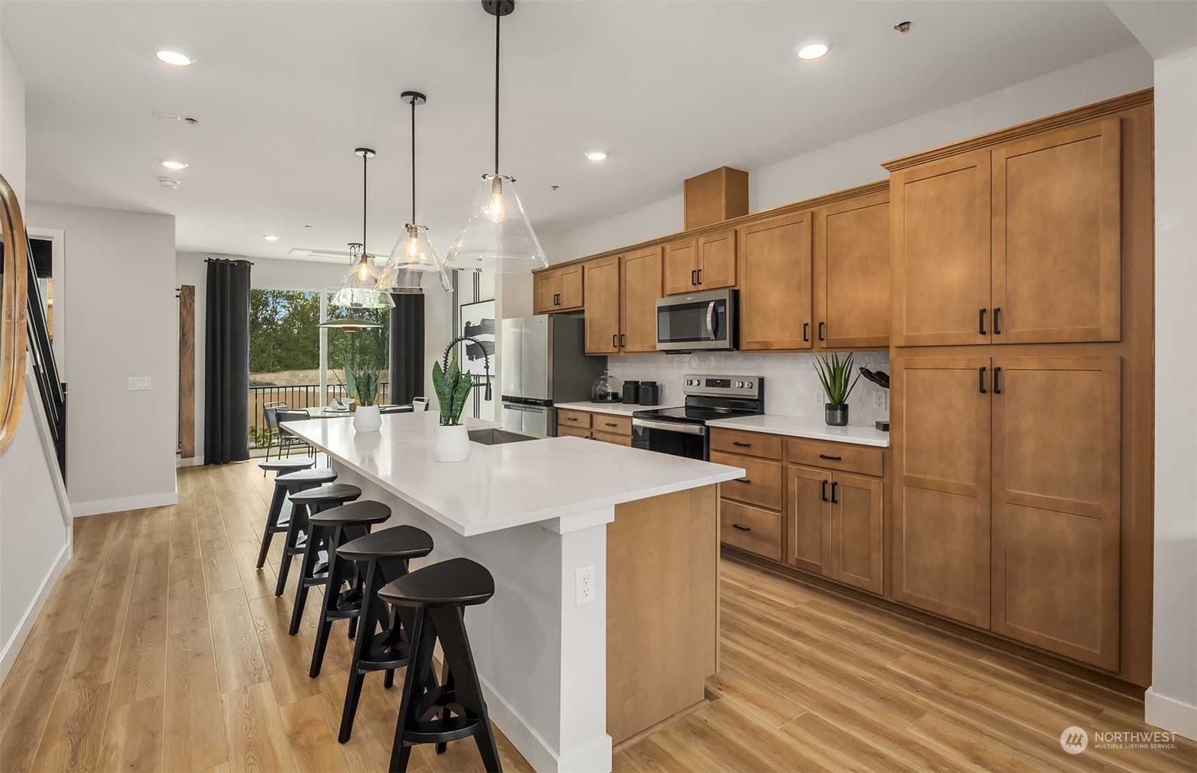 20348 91st Avenue NE Unit: B