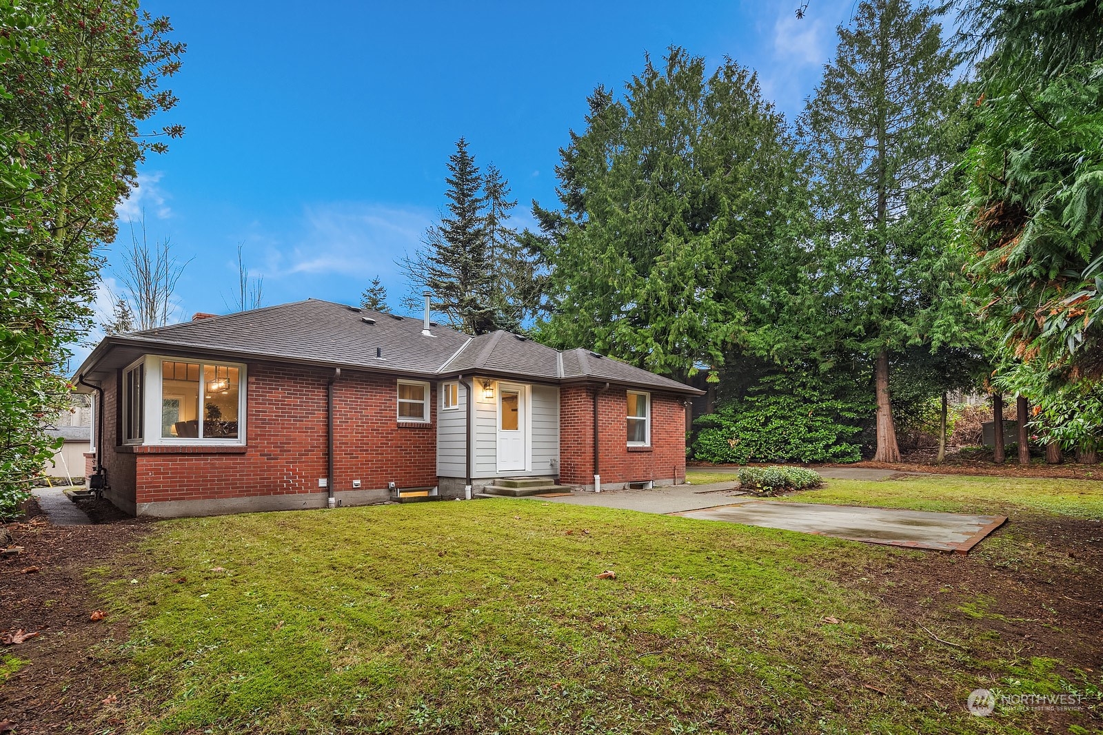 313 NE 77th Street