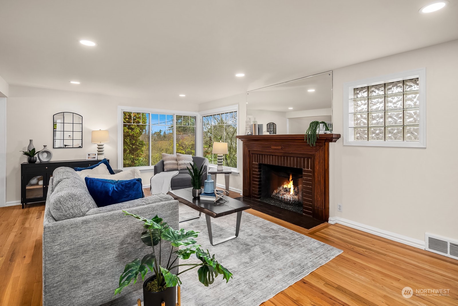 313 NE 77th Street