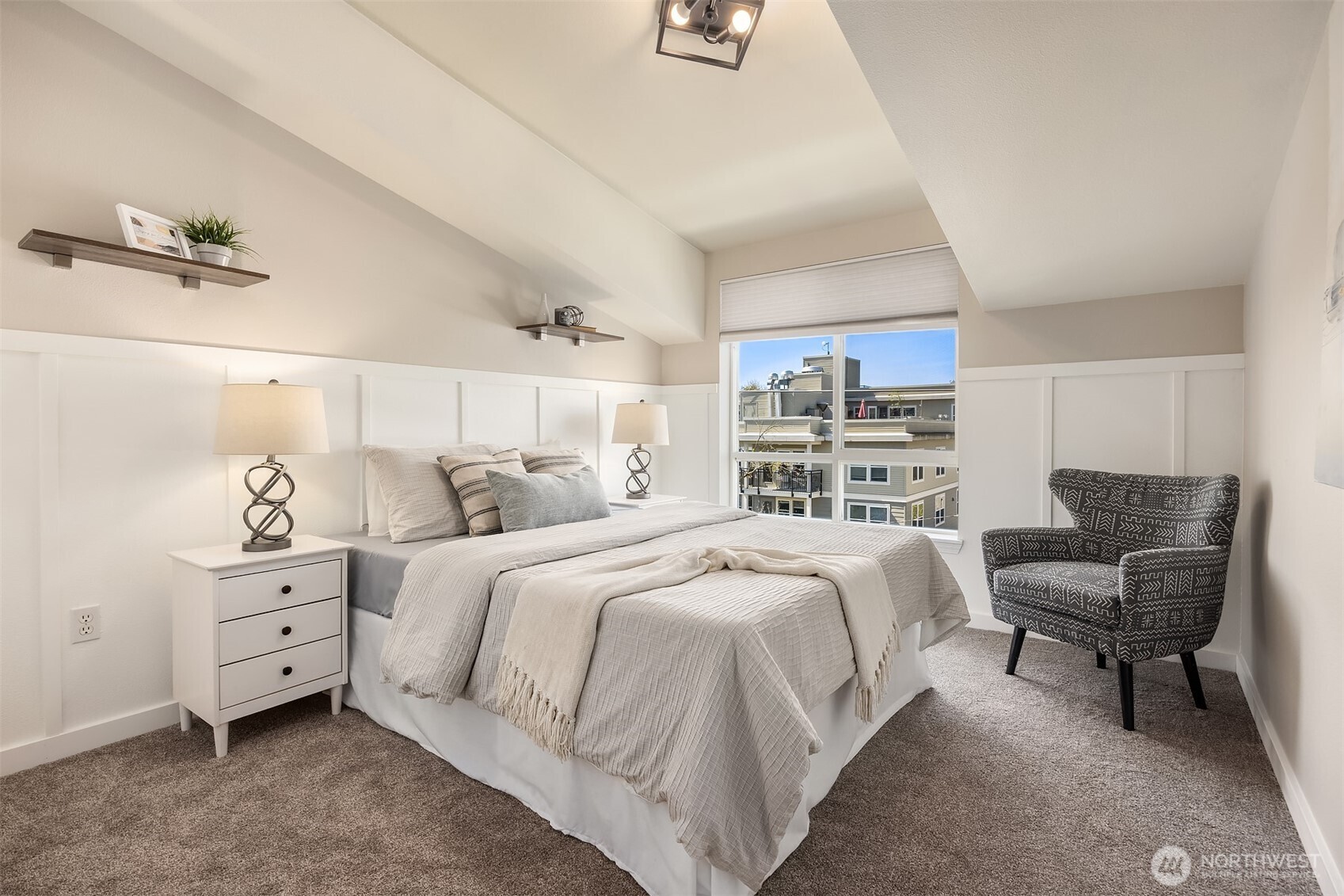 812 5th Avenue N Unit: 407