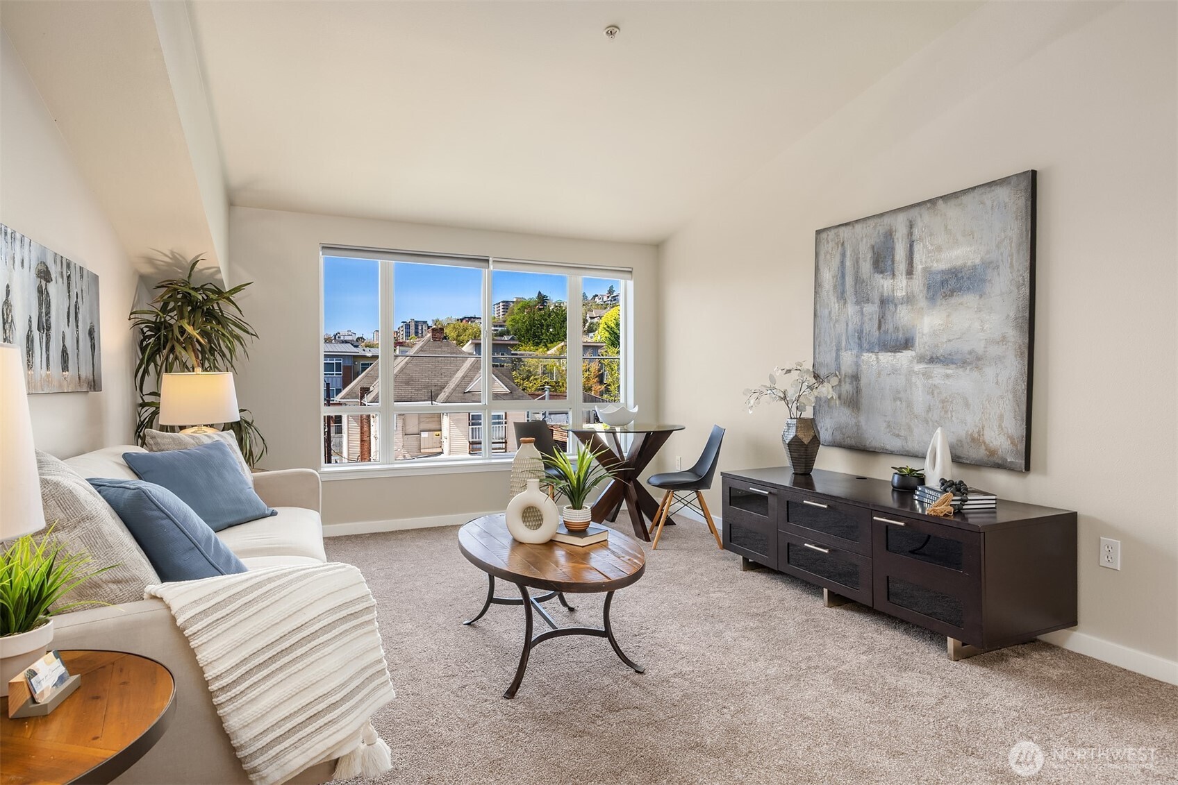 812 5th Avenue N Unit: 407