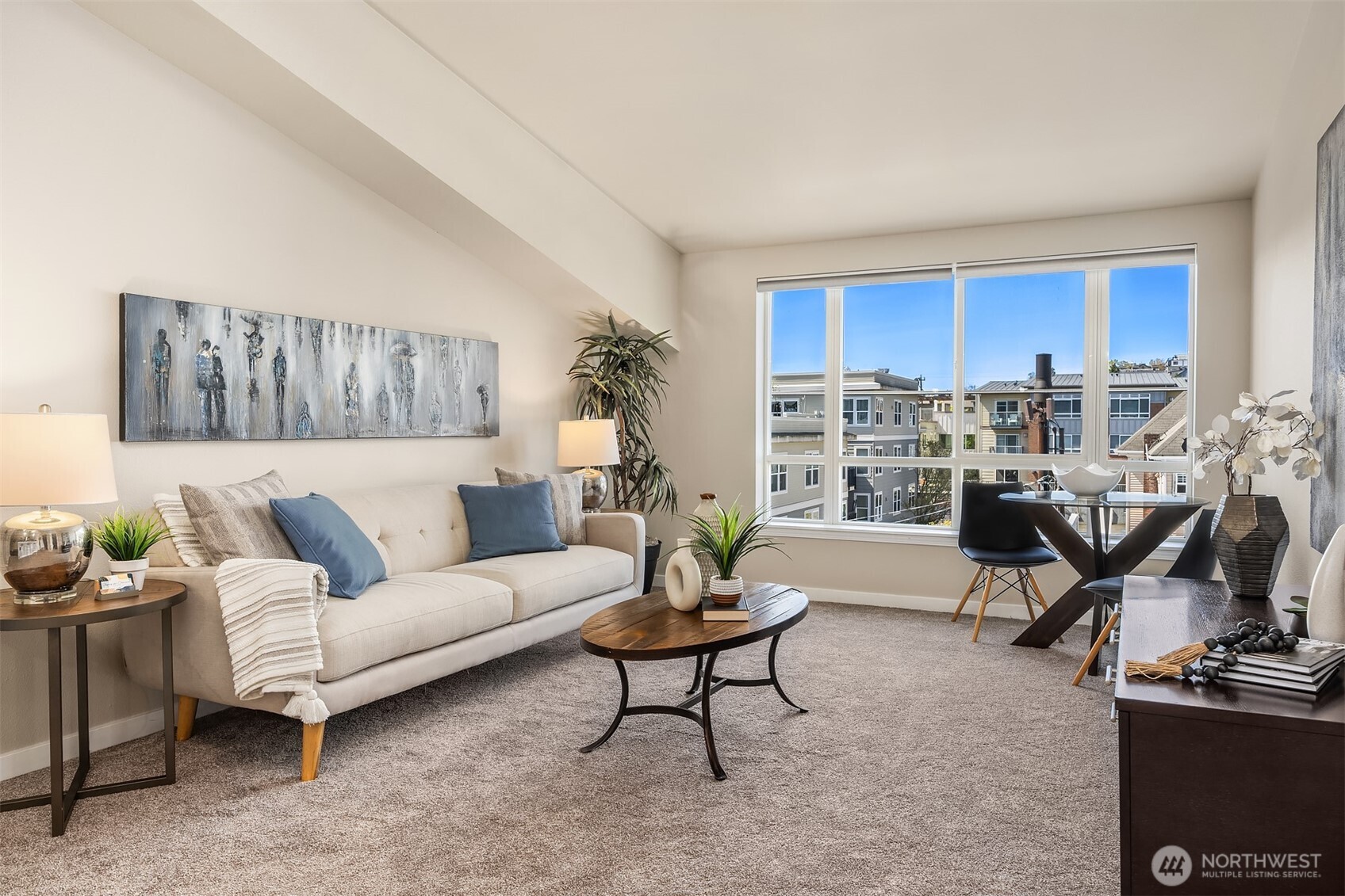 812 5th Avenue N Unit: 407