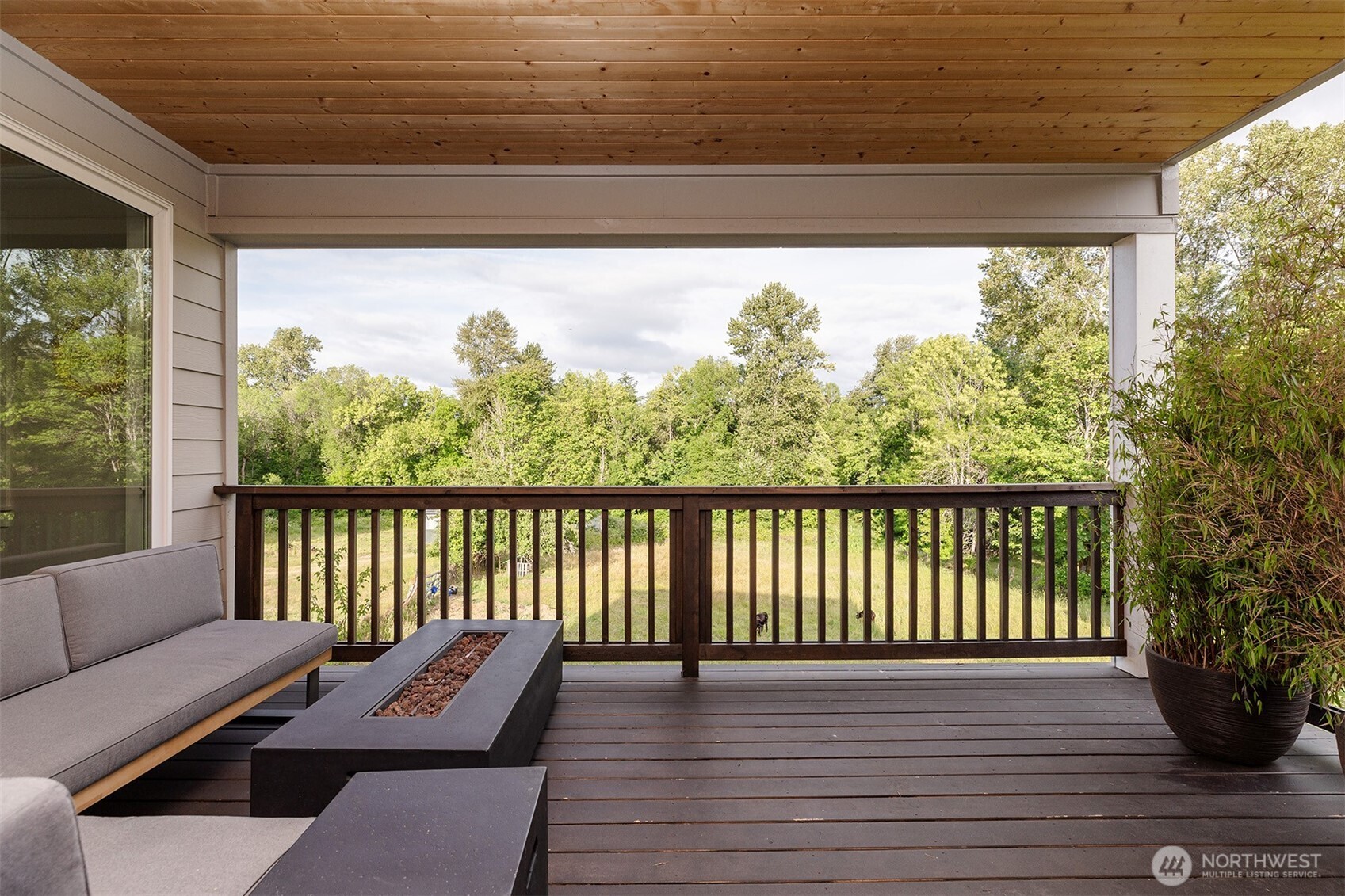 2035 S Fruitland