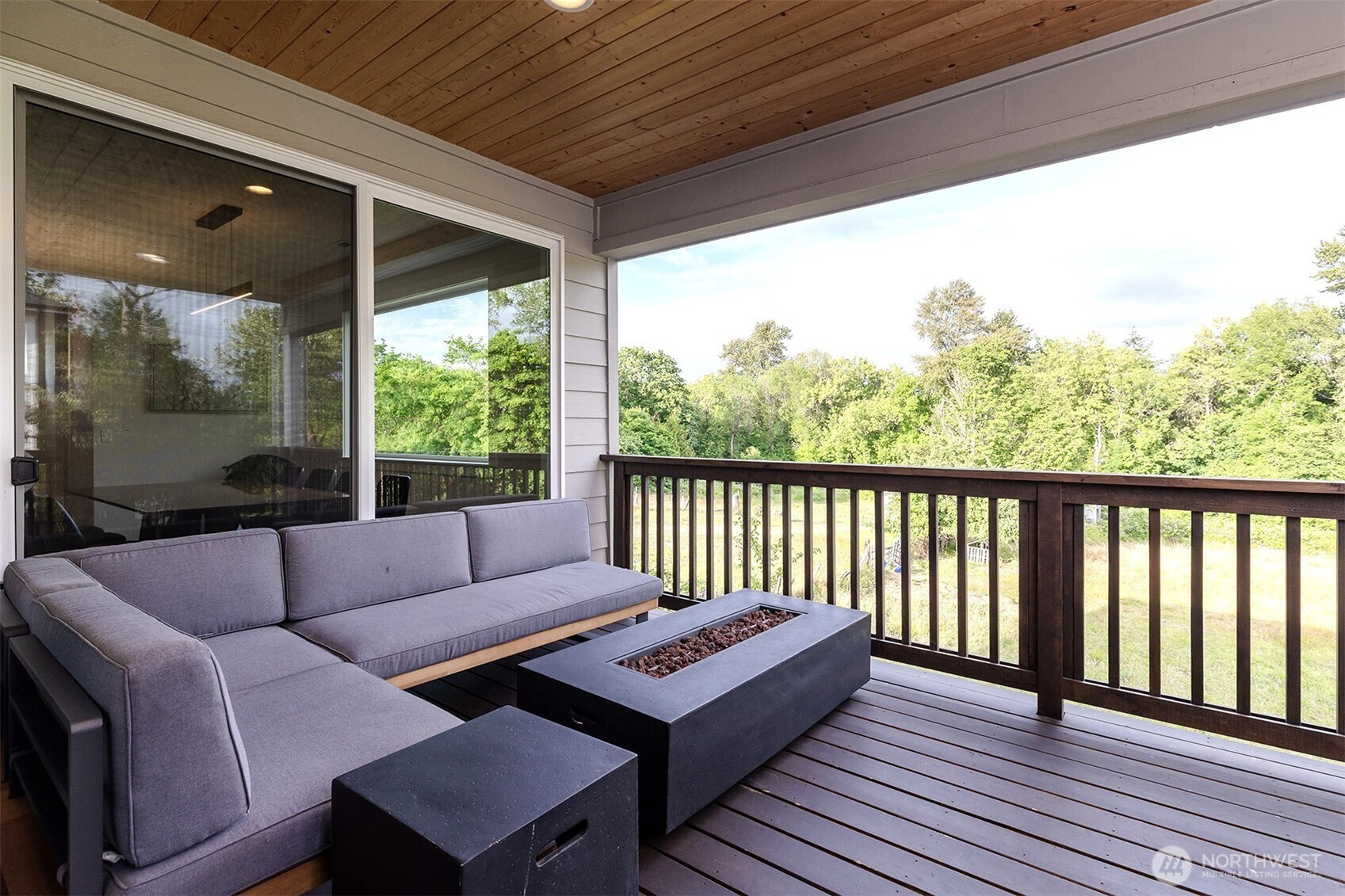 2035 S Fruitland