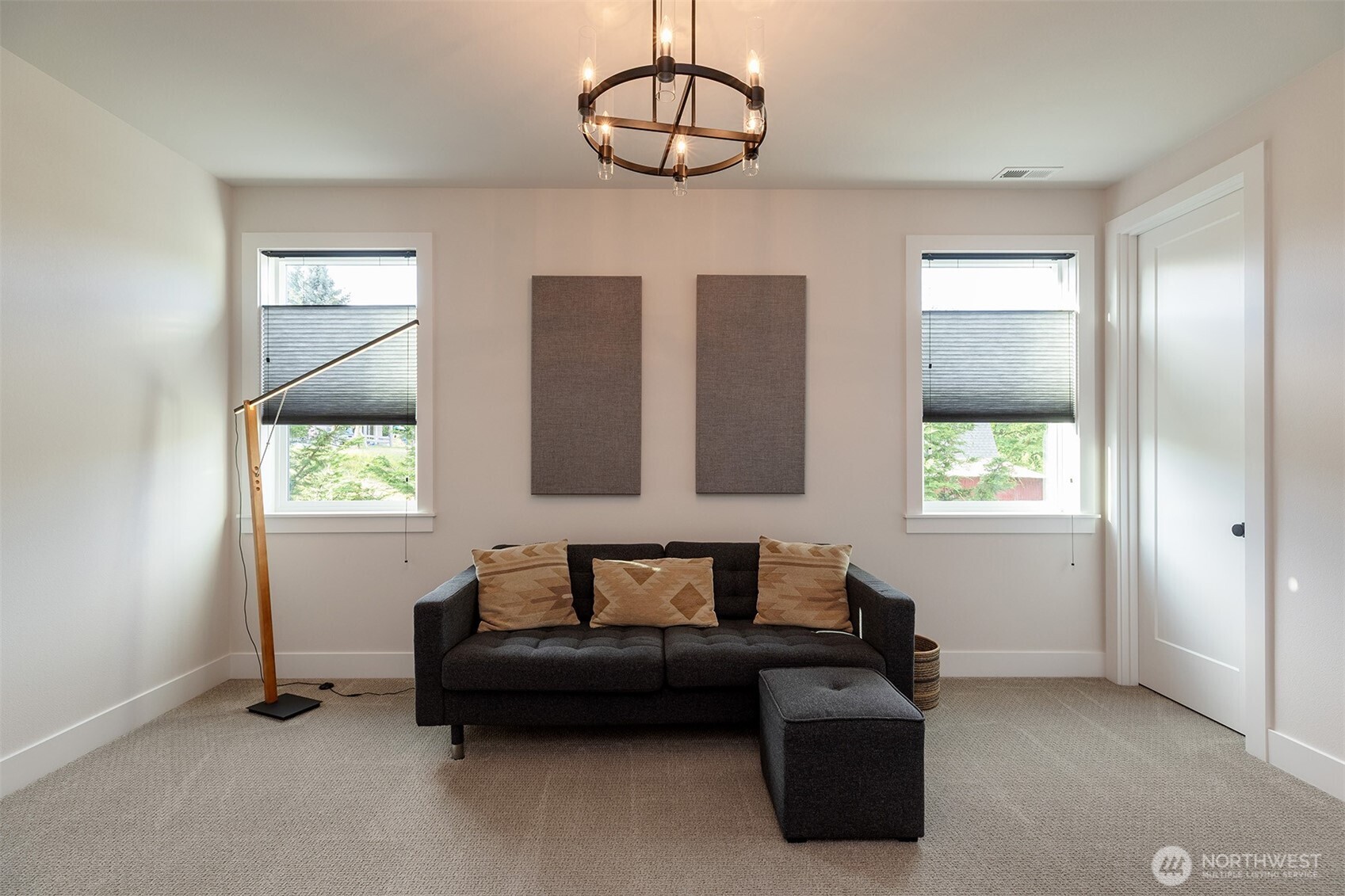 2035 S Fruitland