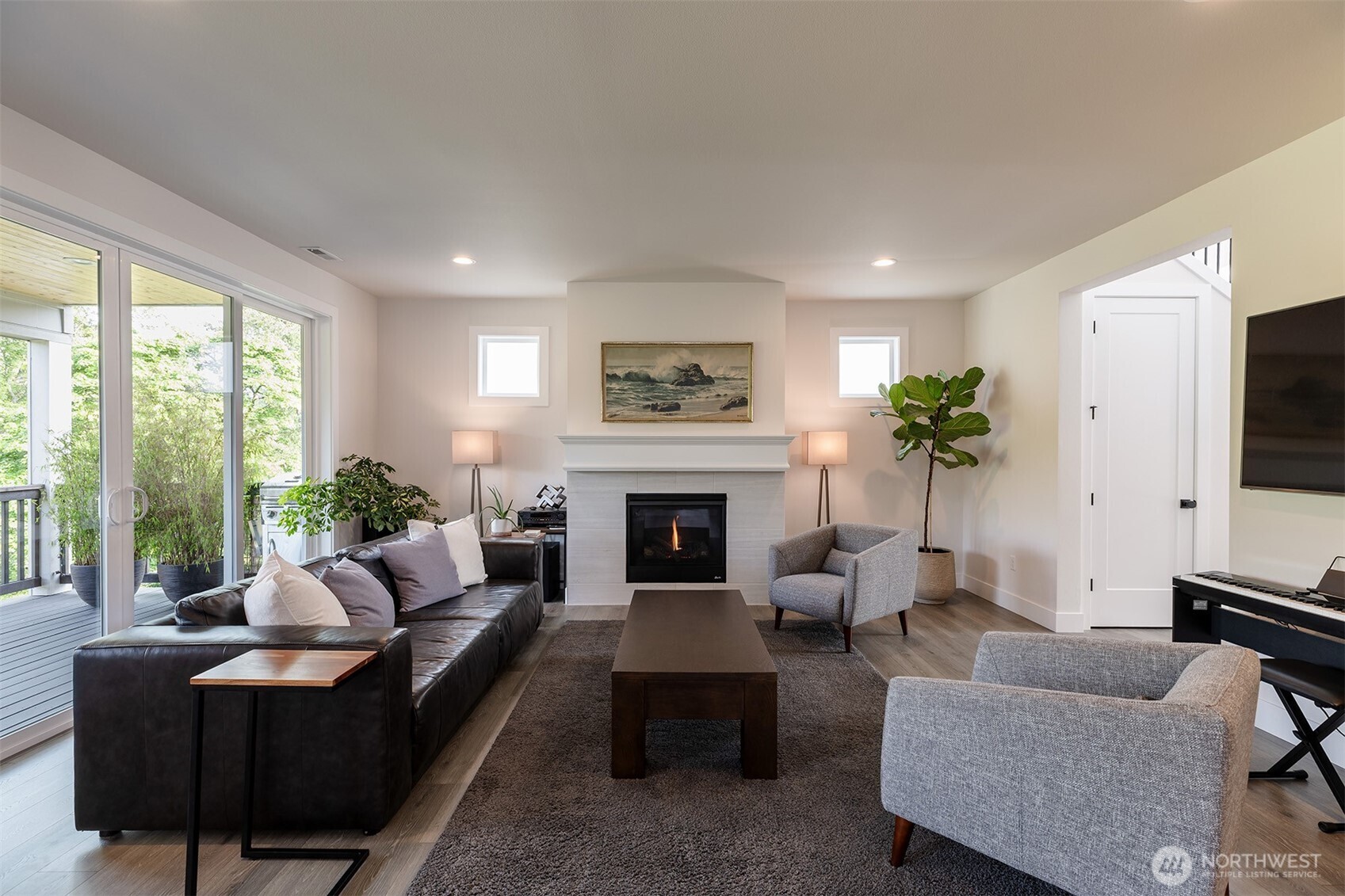 2035 S Fruitland