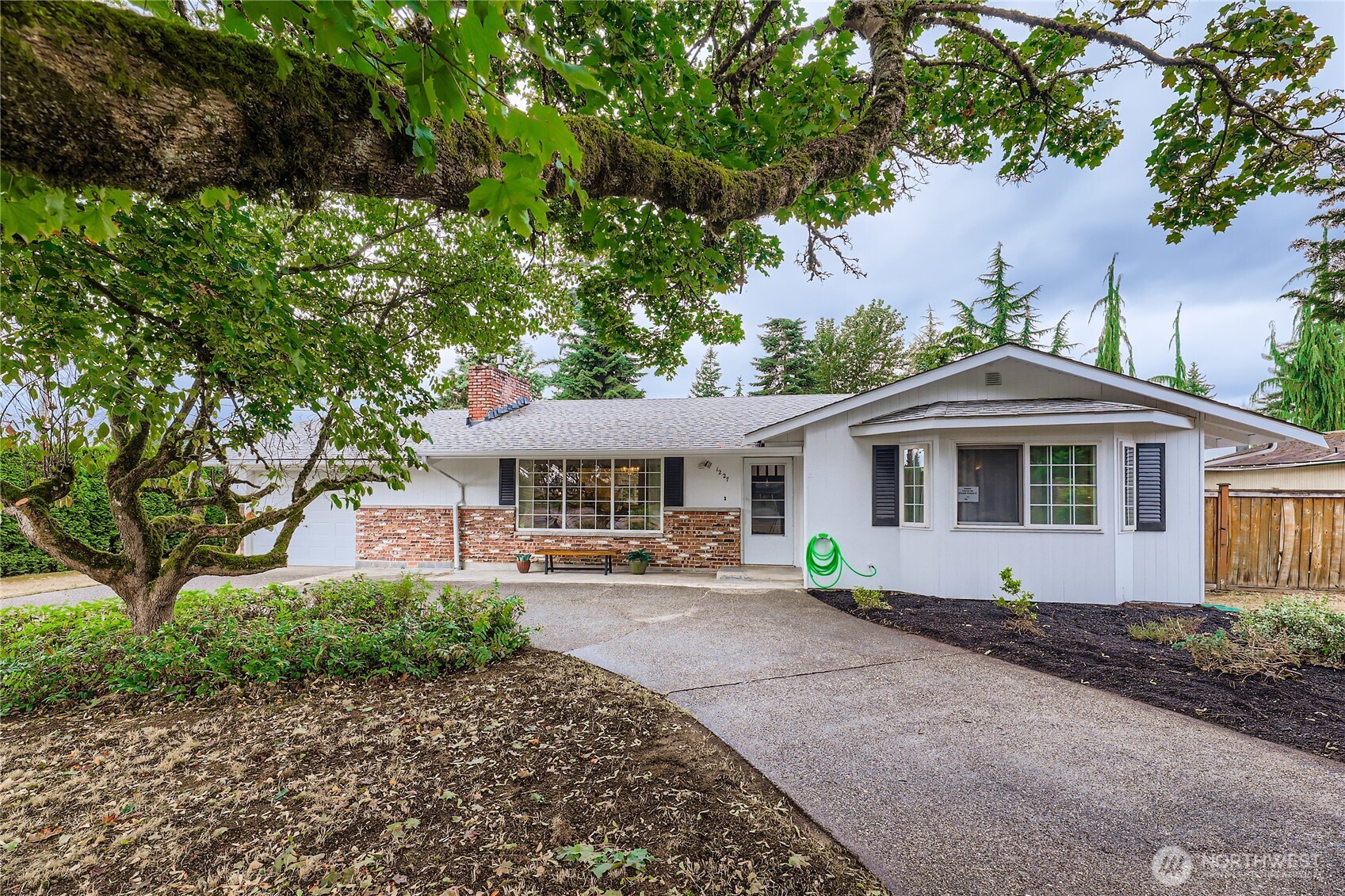 1227 Short Street