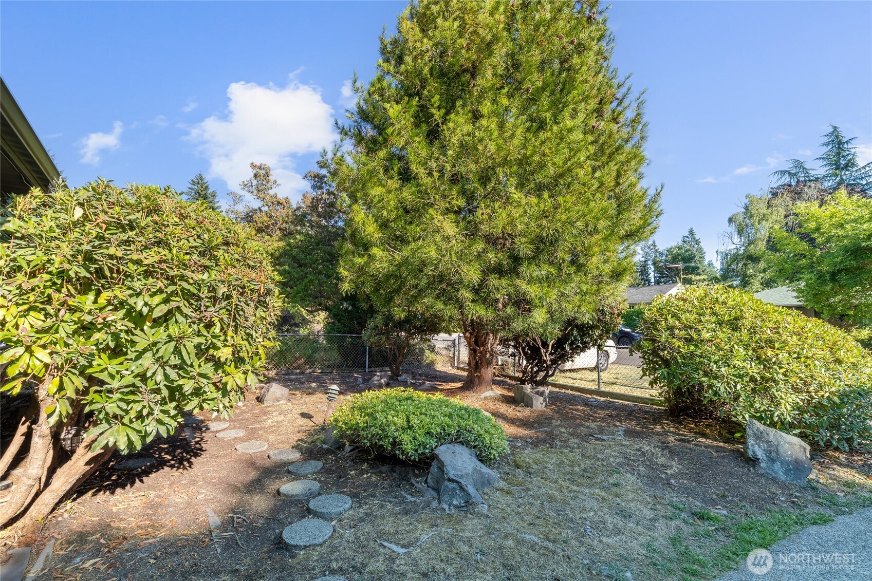 518 N 166th Street