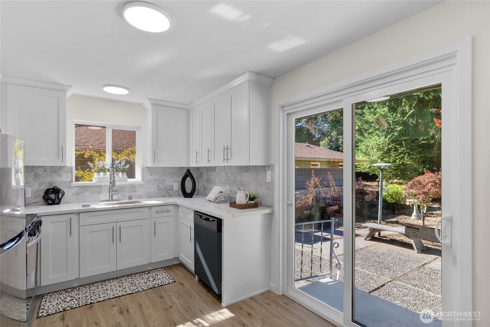 518 N 166th Street