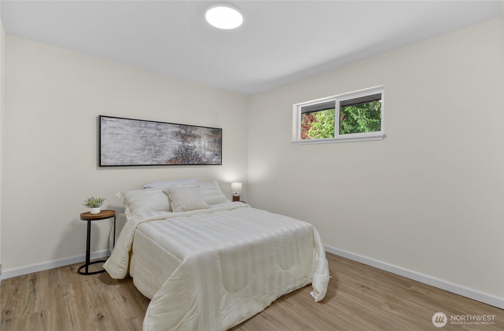518 N 166th Street