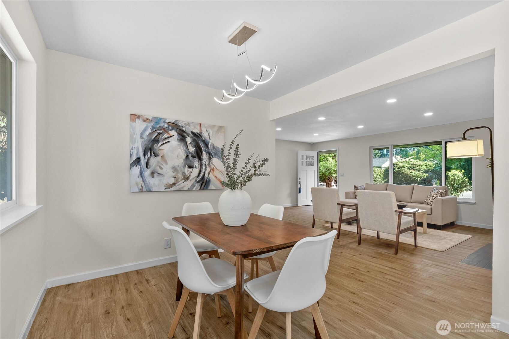 518 N 166th Street
