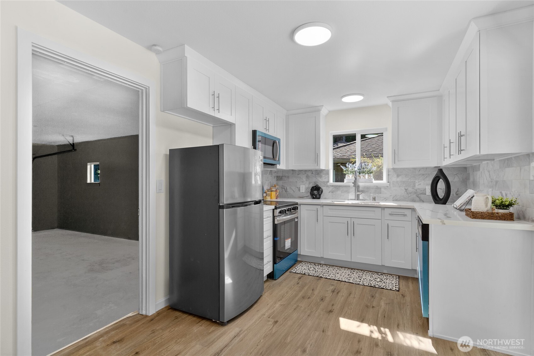 518 N 166th Street
