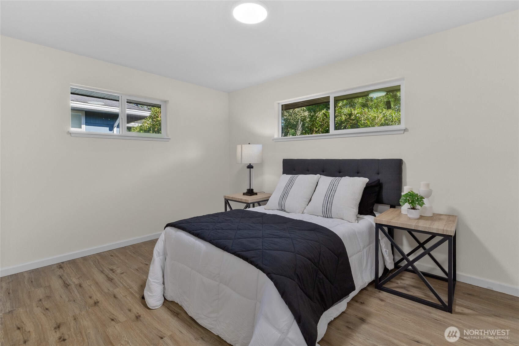 518 N 166th Street