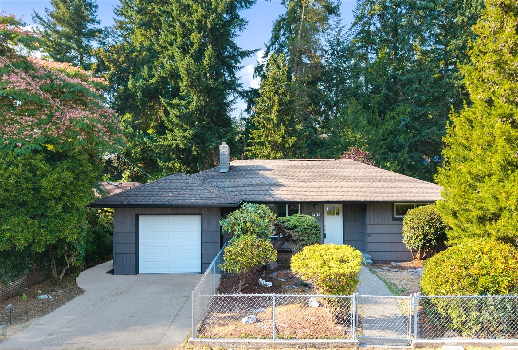 518 N 166th Street
