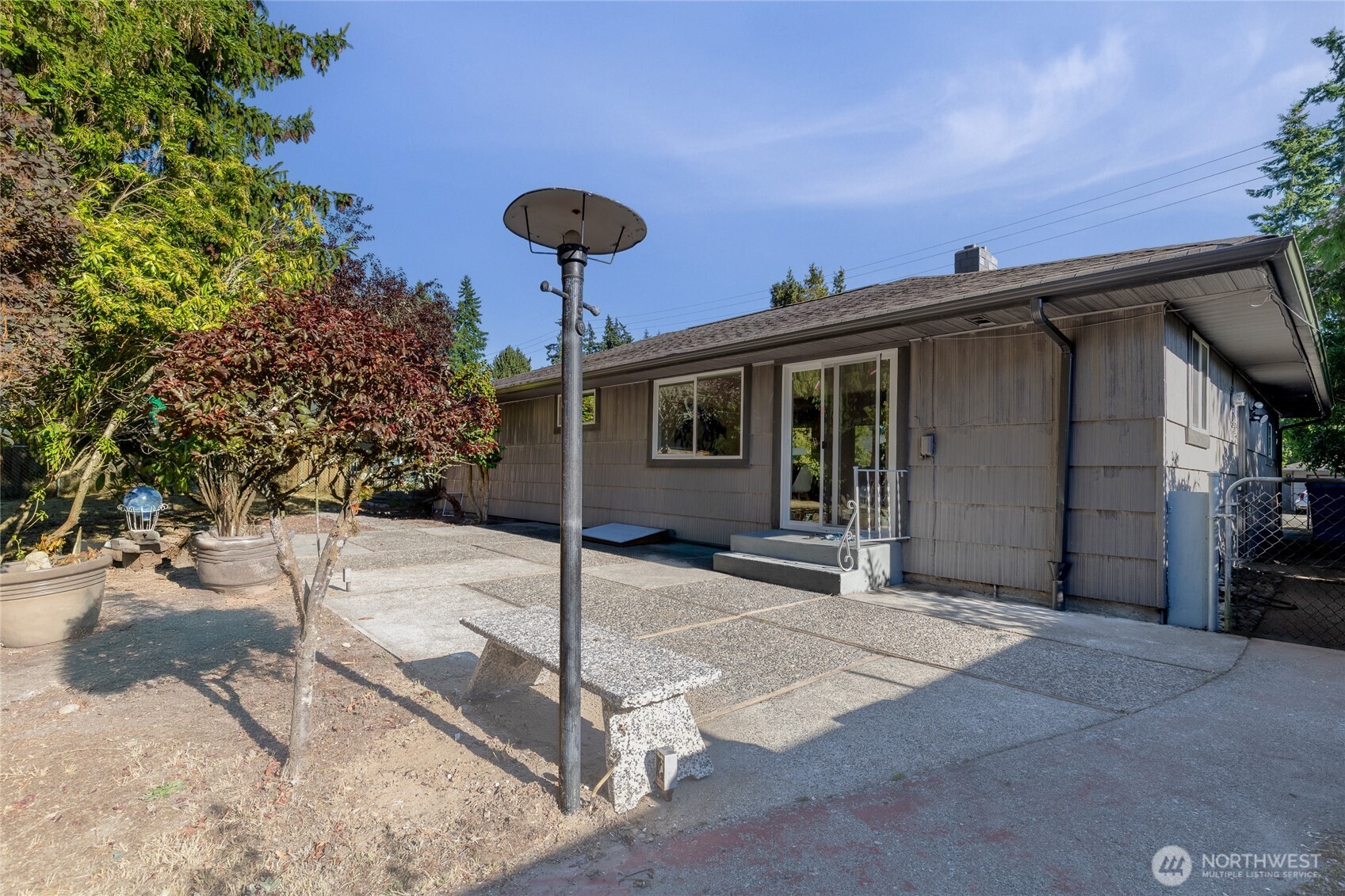 518 N 166th Street