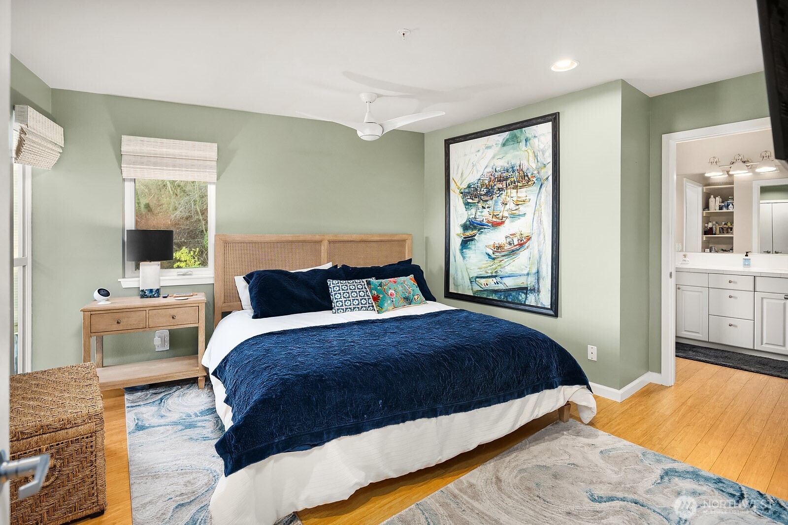 1402 Alki Avenue SW Unit: 402
