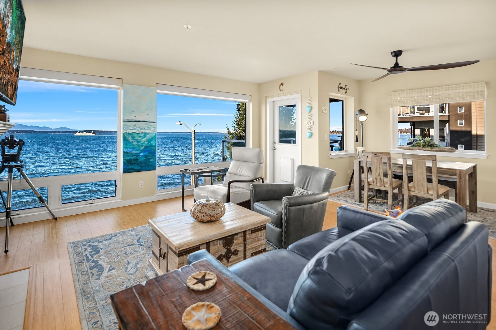 1402 Alki Avenue SW Unit: 402